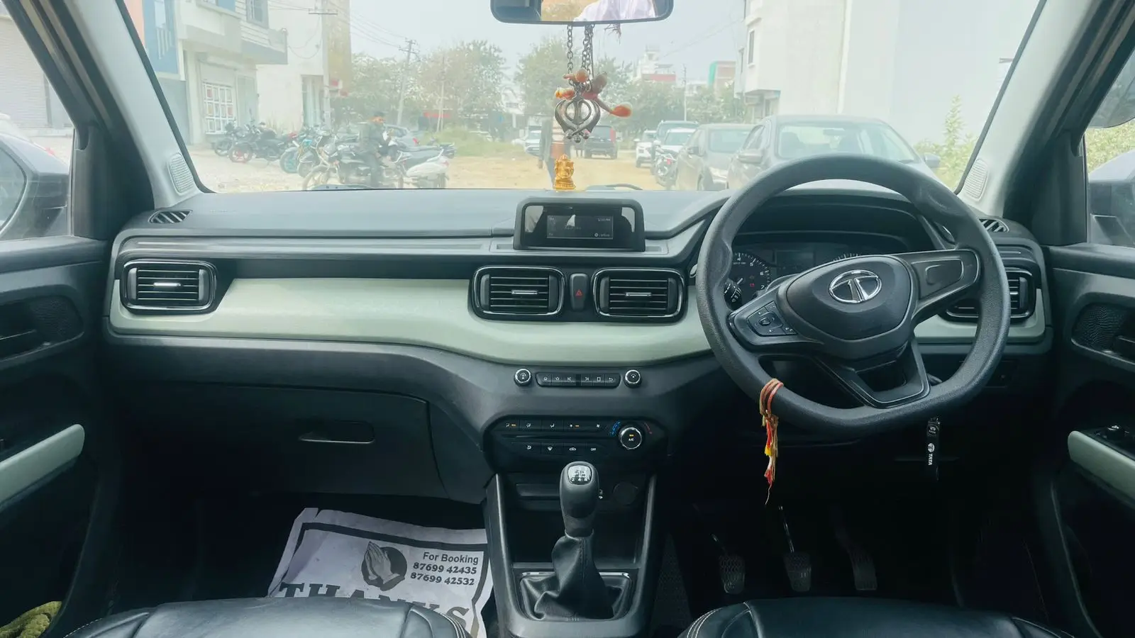 TATA PUNCH ADV Petrol - Image 5
